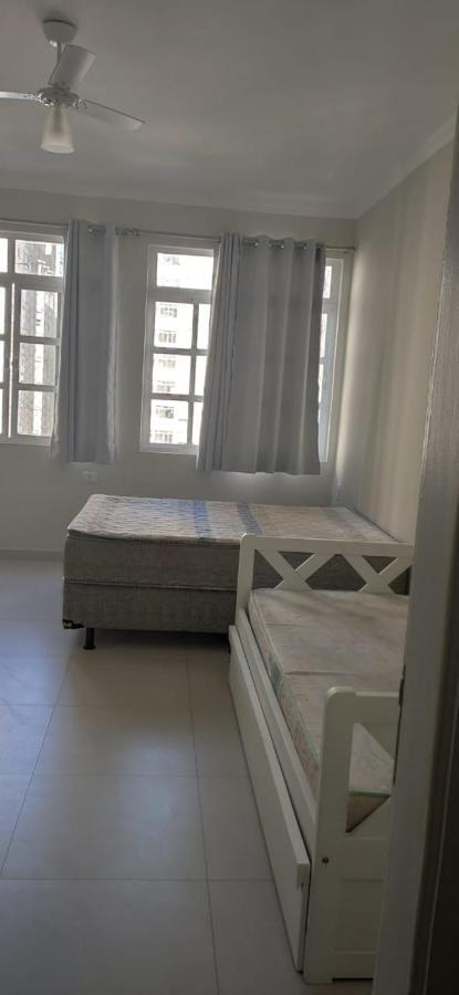 Apartamento Pitangueiras Kitnetes Guarujá Exterior foto